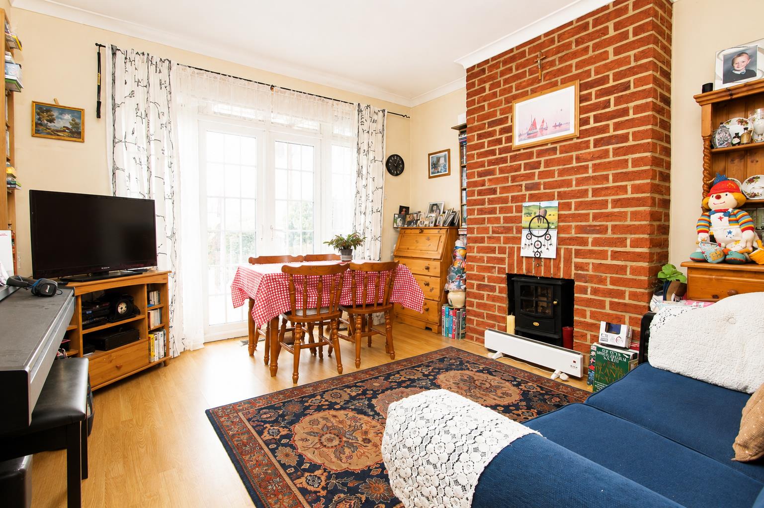 3 bed property in Stafford Road, Wallington
